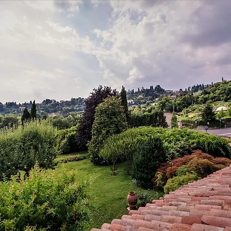 La Casa Dell'architetto Bed & Breakfast 2*